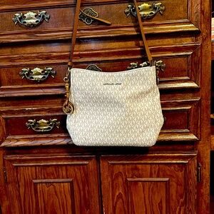 Michael Kors leather purse